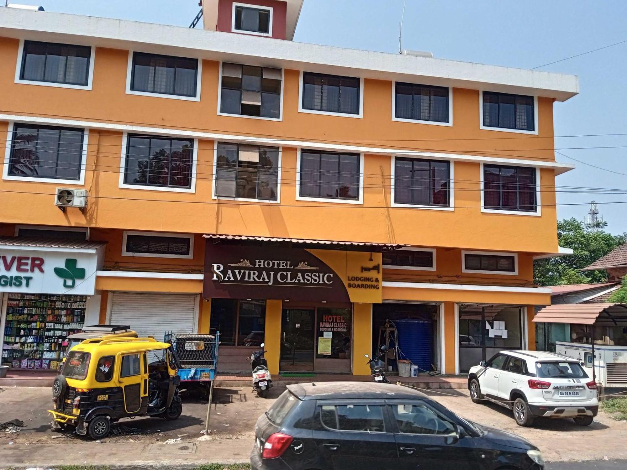 Hotel O Raviraj Classic Cana Esterno foto